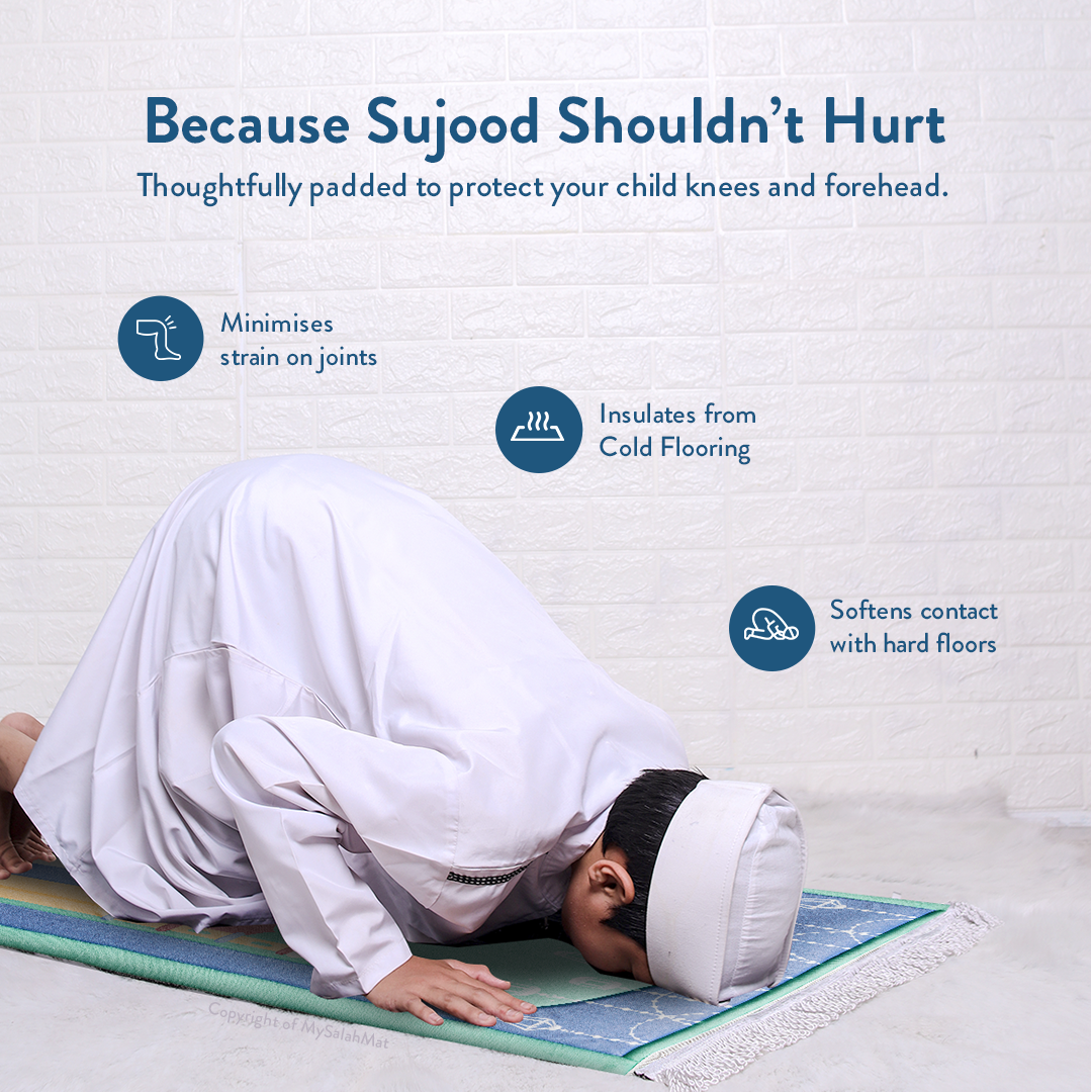 Padded Kids Prayer Mat with Aqua Mumbai Mosque Design by Urban Rugs UK | A beautiful Ramadan & Eid Gift for Loved Ones