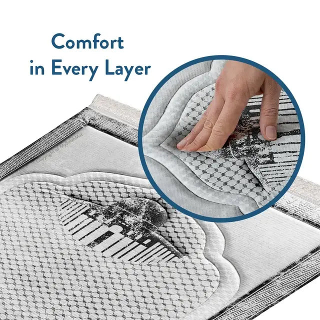 Kufiya pattern padded prayer rug