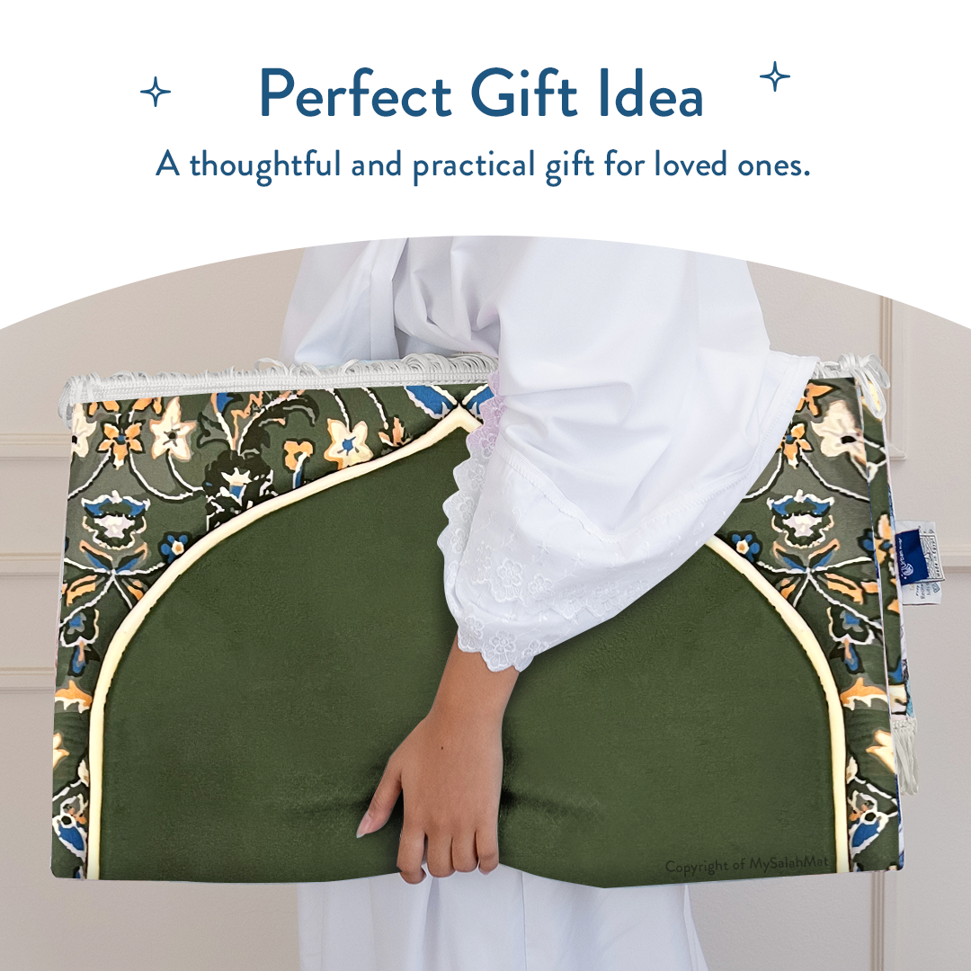 Adult Padded Prayer Mat with Madinah Rawdah Design by Urban Rugs UK | A beautiful Ramadan & Eid Gift for Loved Ones